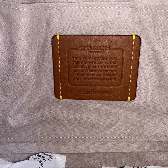 Coach 🤍 leather purse Hadley Shoulder Bag New with tags - Picture 11 of 15